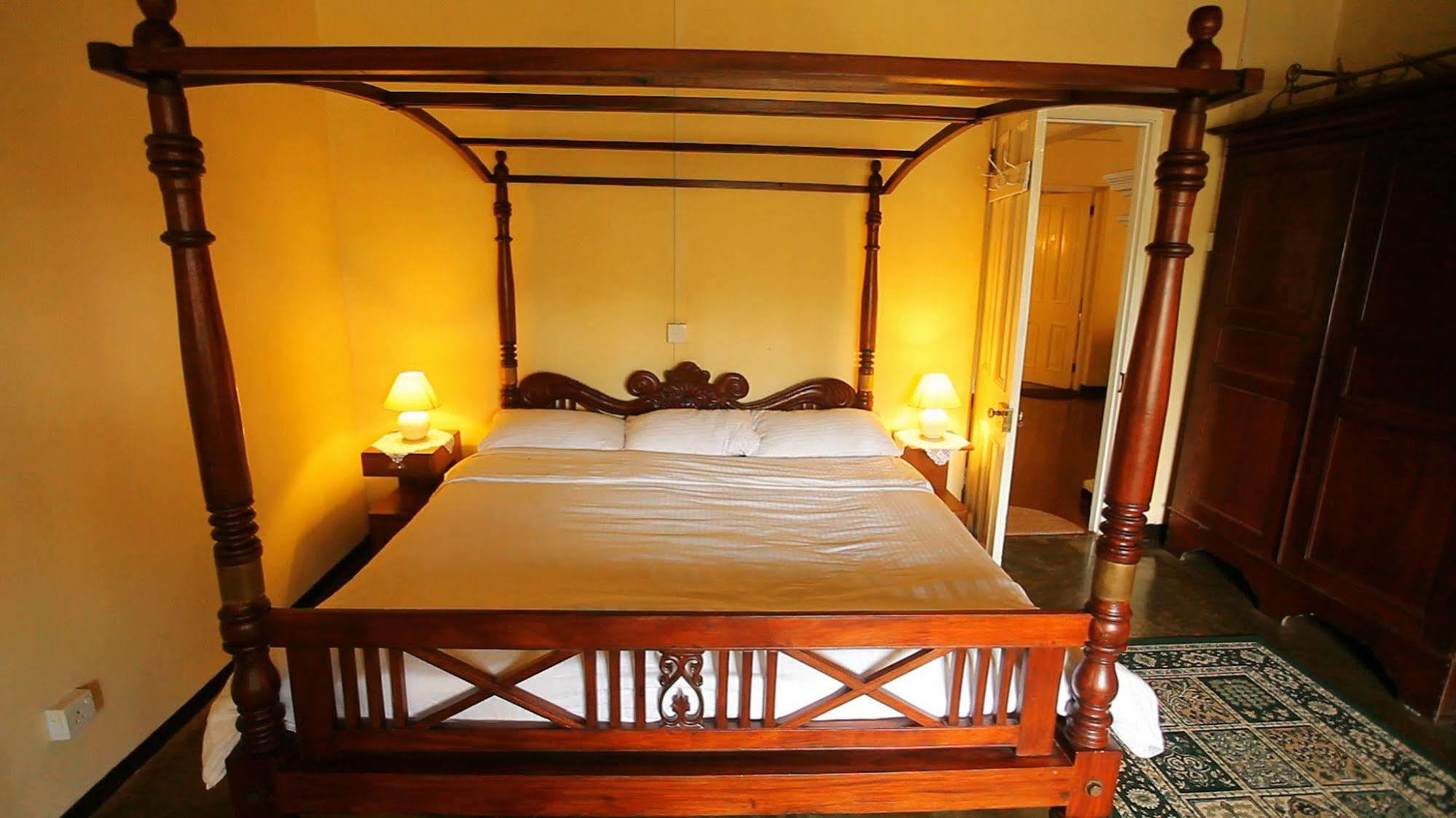 Senani Colonial Holiday Bungalow Nuwara Eliya Buitenkant foto